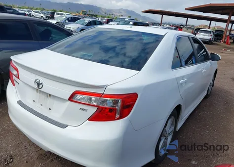 2013 Toyota Camry Se из США, поврежденный, VIN 4T1BF1FK4DU682798